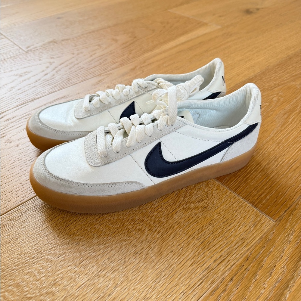 Nike Men's White and Navy Sneakers